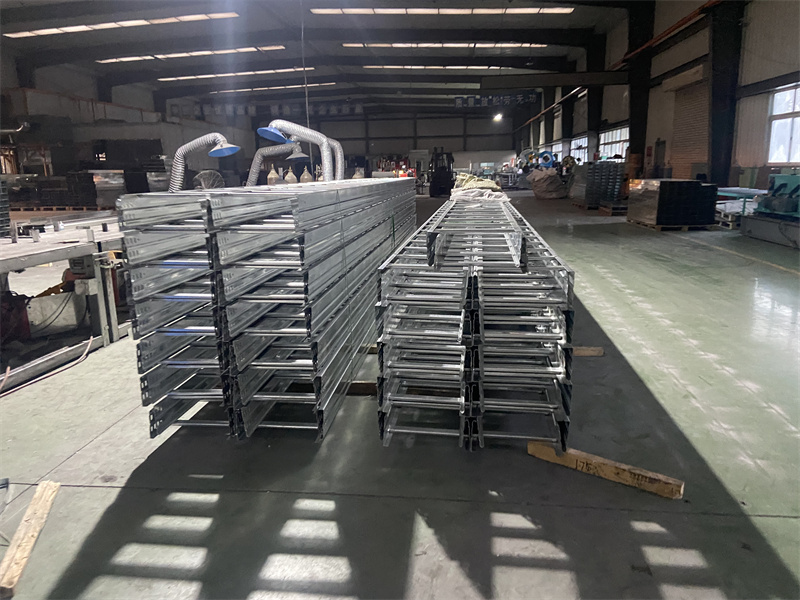 大跨距电缆桥架